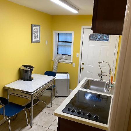Comfortable Crash Pad New Orleans Exterior photo