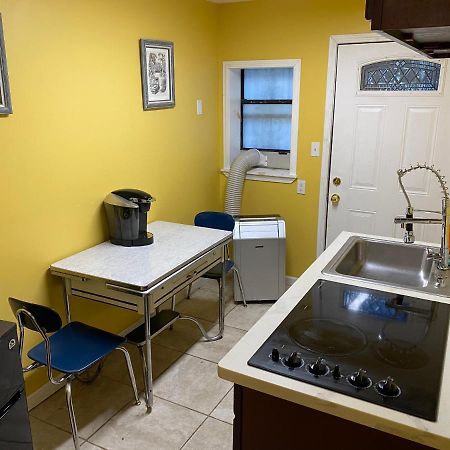 Comfortable Crash Pad New Orleans Exterior photo